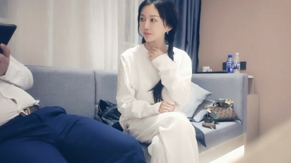 赵总探花系列-迷人的美少妇。